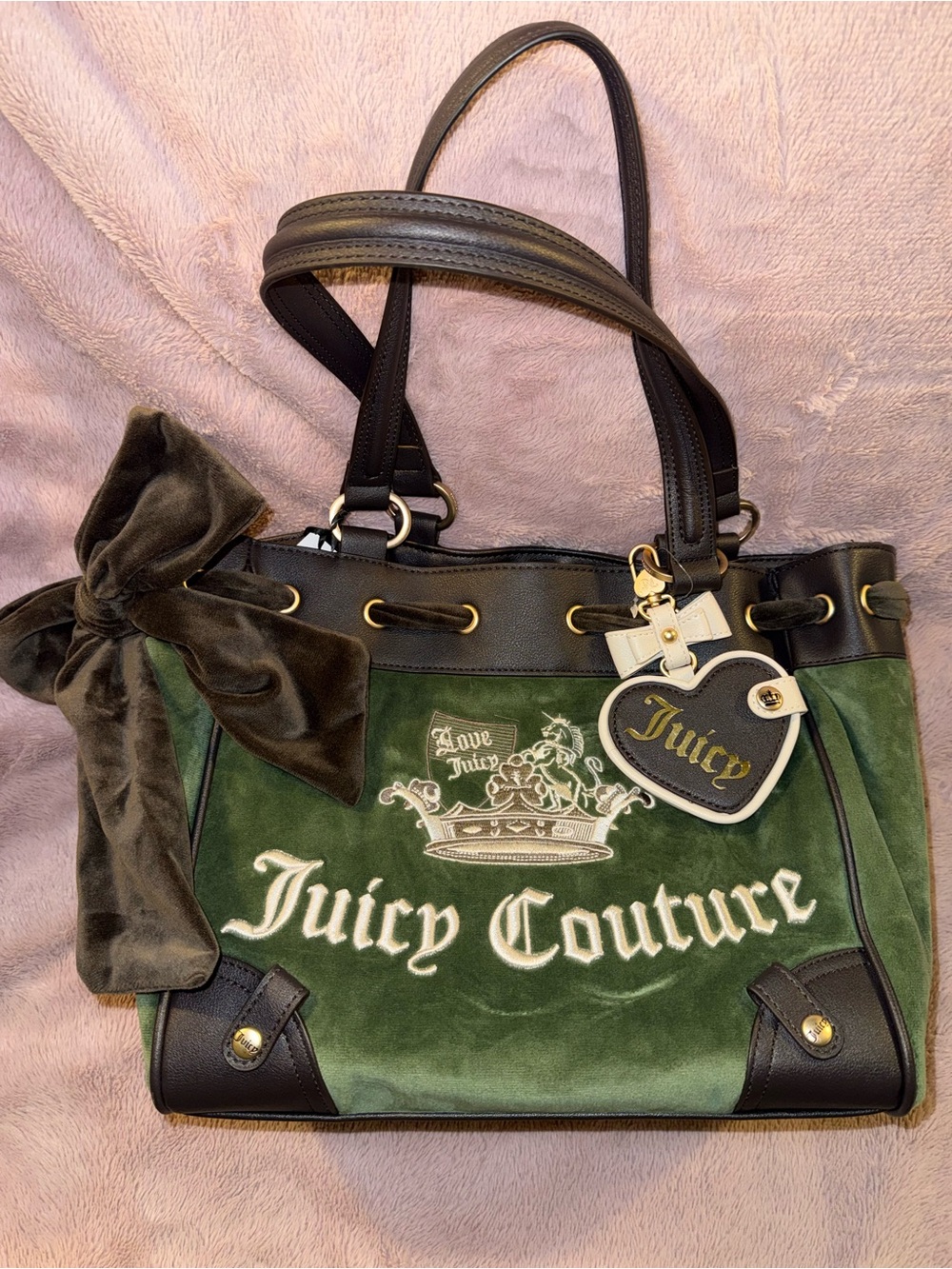 🫒 NWT Juicy Couture Green Velvet Shoulder Bag with Brown Trim and Bow
